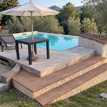 Nocri - Oasi Wellness Con Piscina & Sauna Privata Villa Montefranco